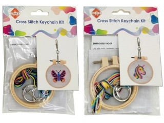 klíčenka 8cm s vyšívaným obrázkem DIY